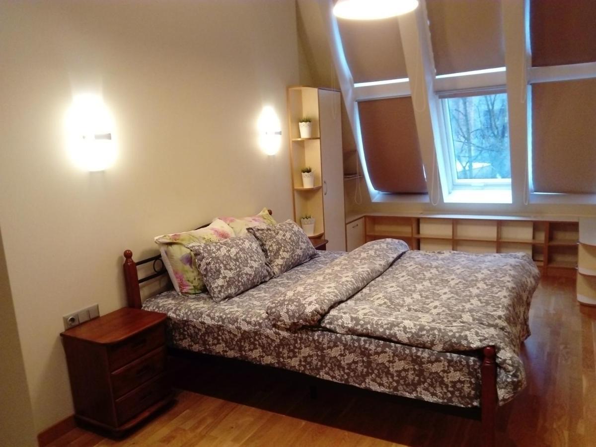 Kungu 25 Oldtown & Free Parking Apartamento Riga Exterior foto