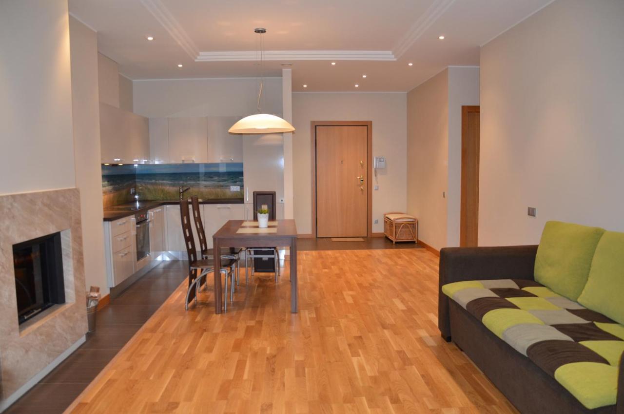 Kungu 25 Oldtown & Free Parking Apartamento Riga Exterior foto