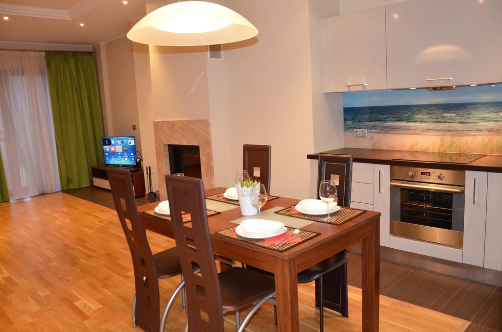 Kungu 25 Oldtown & Free Parking Apartamento Riga Exterior foto